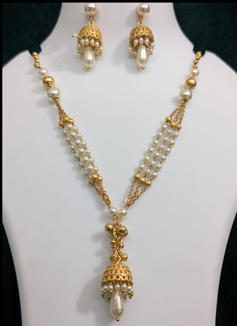 Gold Plated 3 String Pearl Necklace Set
