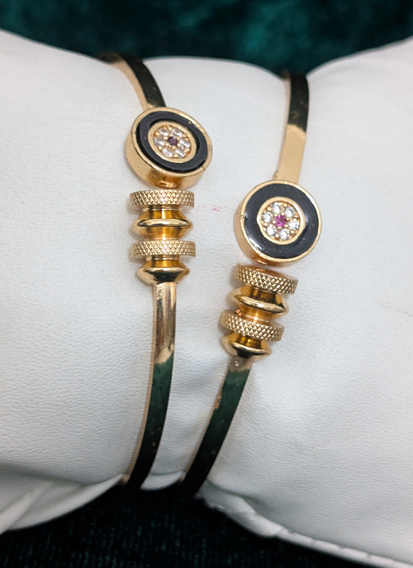 Cubic Zirconia Gold-Plated FreeSize Bangles