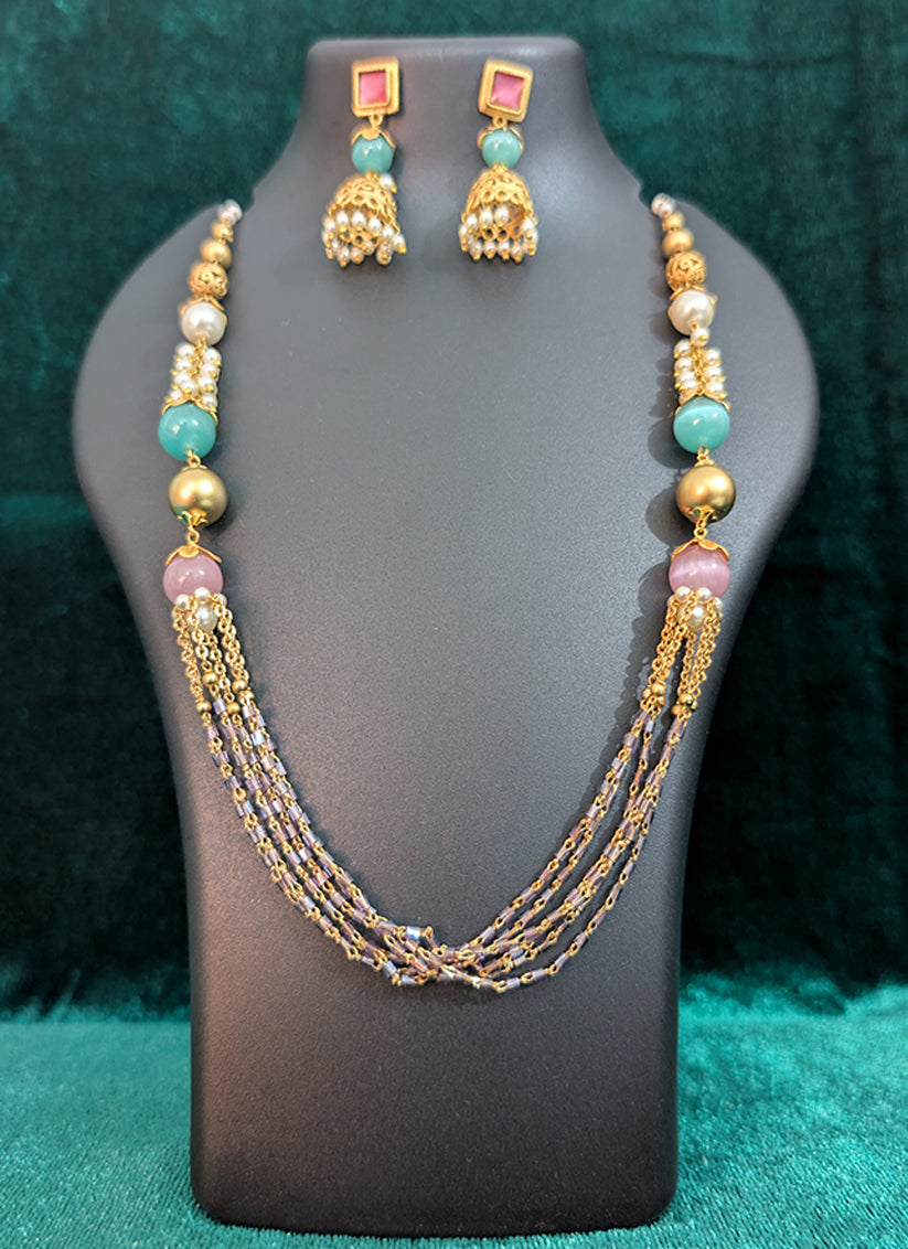 Golden 6 String Studded Pearls Nacklace Set