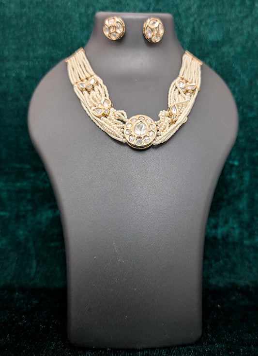 Stylish White Pearl Choker Necklace Set