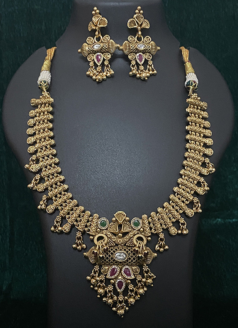 Golden Ghughari Studded Heavy Necklace Set
