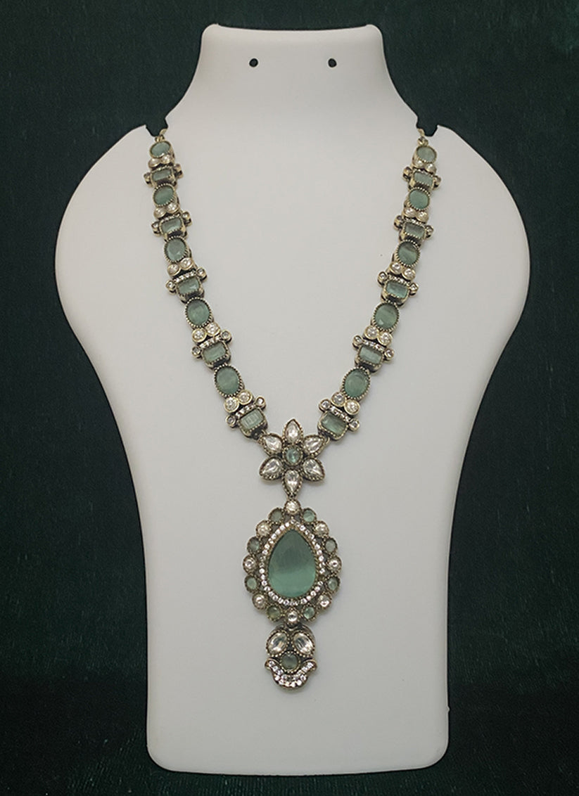 Sea Green Studded Stone Necklace Set