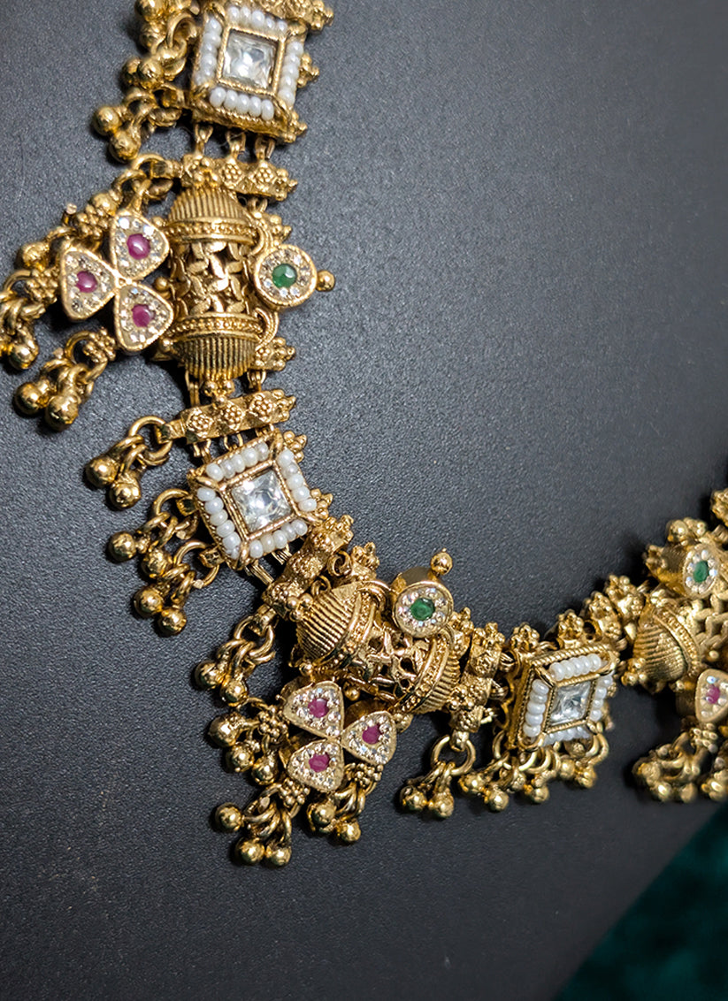 Precious Pearl & Stone Studded Heavy Necklace Set