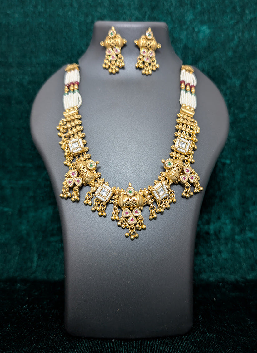 Precious Pearl & Stone Studded Heavy Necklace Set