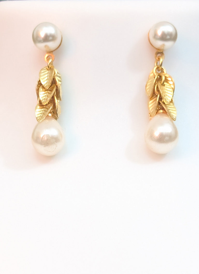 White Rice Pearl Necklace Set