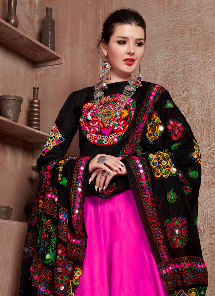 Rani Pink Cotton Gamthi Work Chaniya Choli