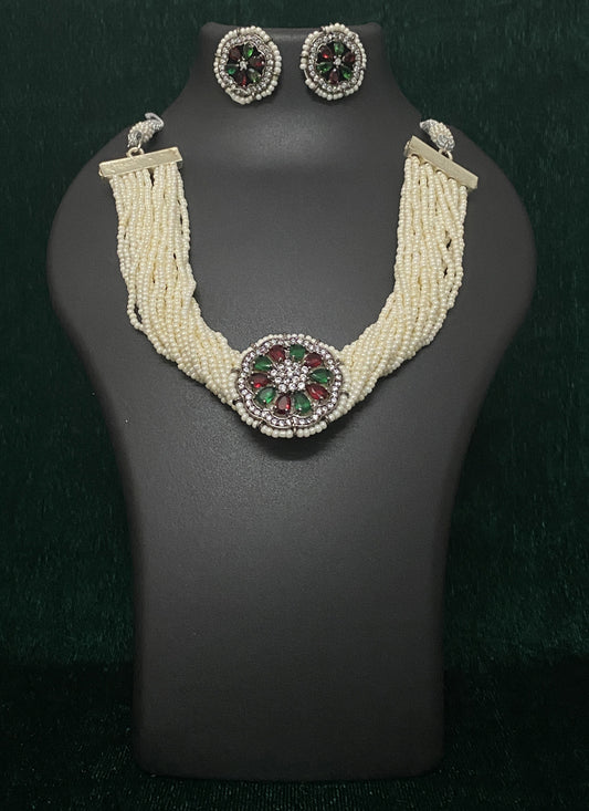 Maroon & Green Kundan Choker Necklace Set