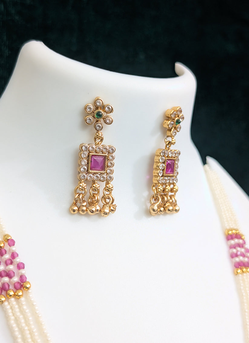 White Pearl & Golden Ghughari 4 String Necklace Set