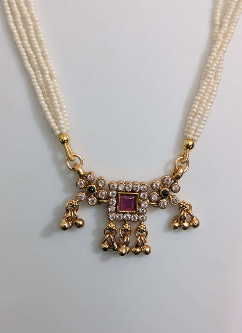 White Pearl & Golden Ghughari 4 String Necklace Set