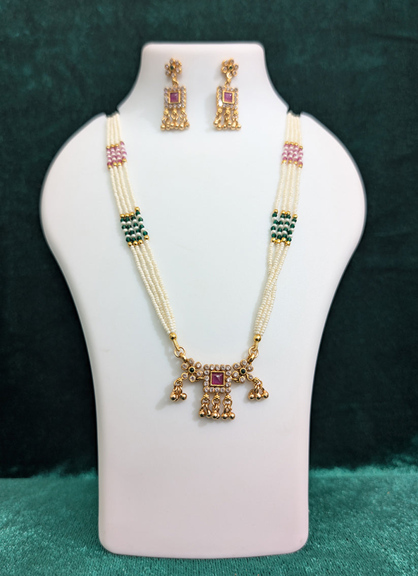 White Pearl & Golden Ghughari 4 String Necklace Set