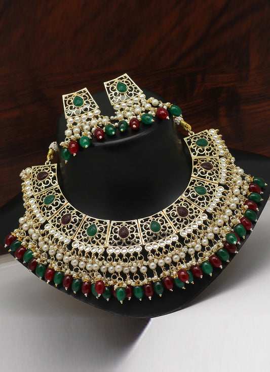 Maroon & Green Kundan Necklace Set