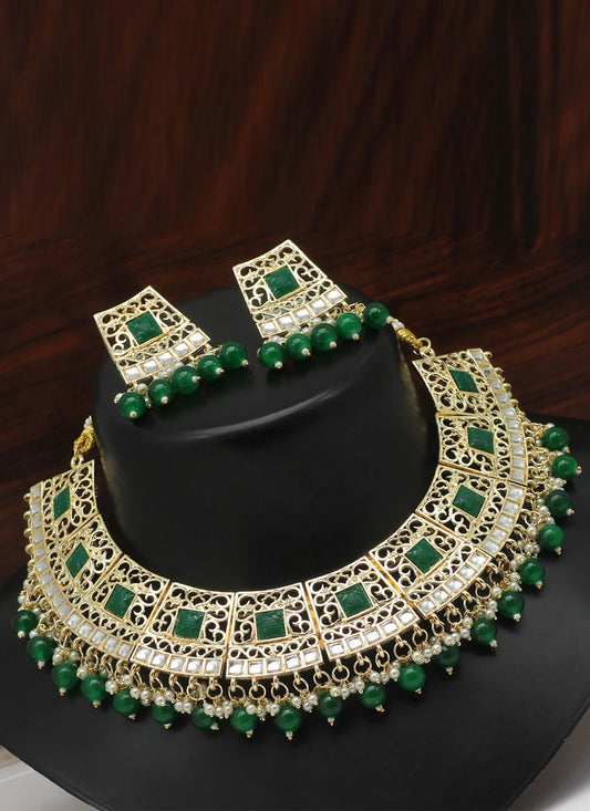 Green Kundan Necklace Set