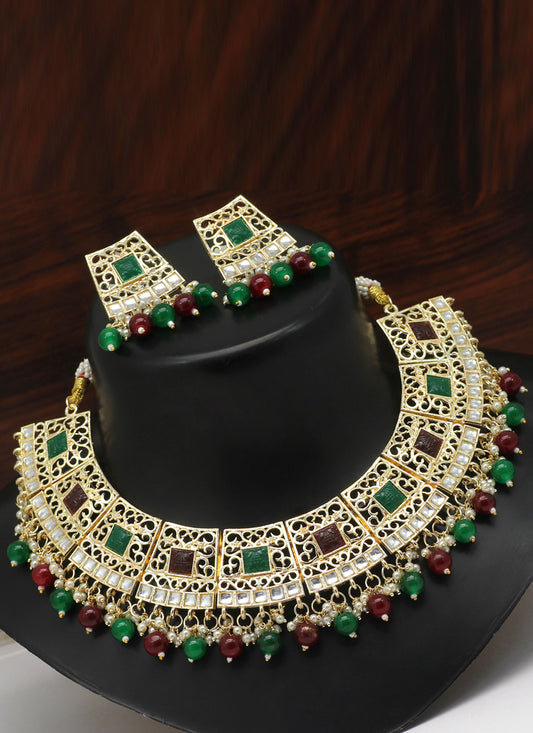 Maroon & Green Kundan Necklace Set