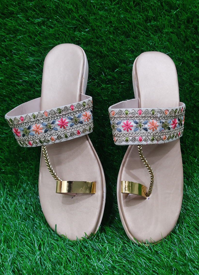 Women Embroidered Toe-Ring Heels Sandals