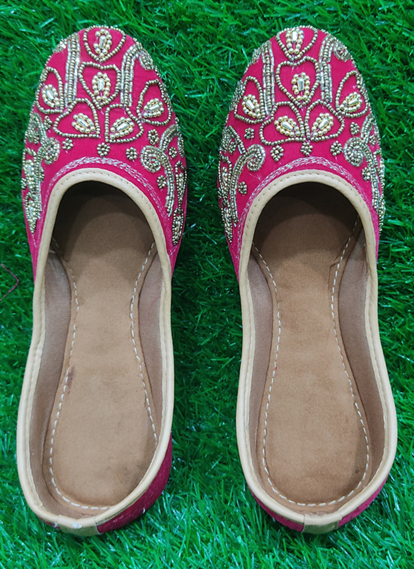 Rani Pink Beautifully Handcrafted Women Punjabi Mojari