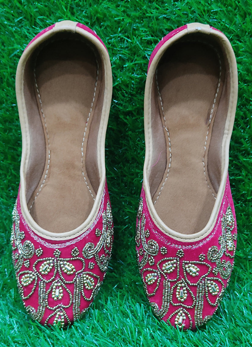 Rani Pink Beautifully Handcrafted Women Punjabi Mojari