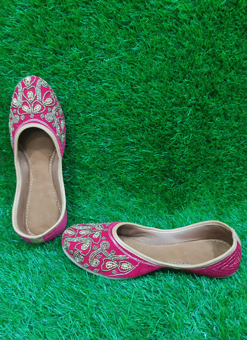 Rani Pink Beautifully Handcrafted Women Punjabi Mojari
