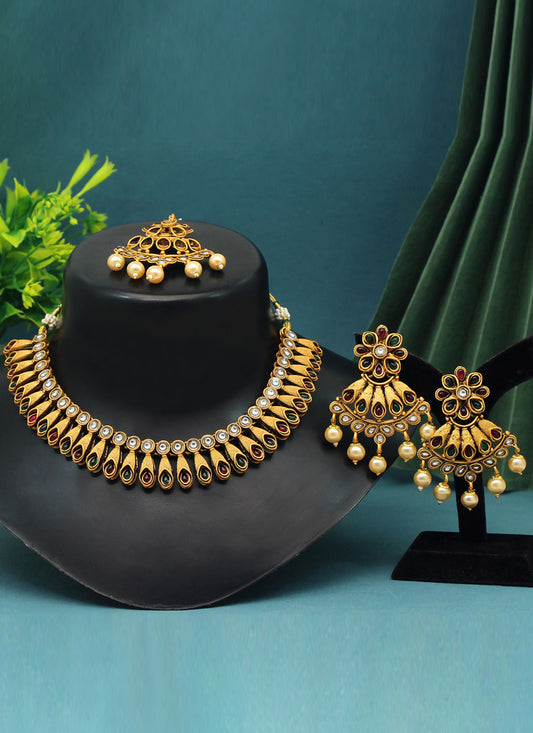 Rani & Green Matte Gold Necklace Set