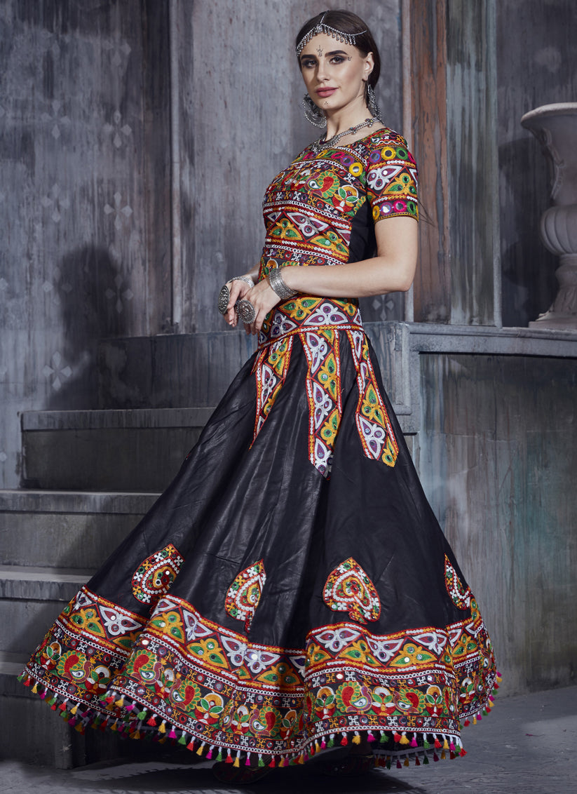 Black Cotton Gamthi Work Navaratri Specials Chaniya Choli