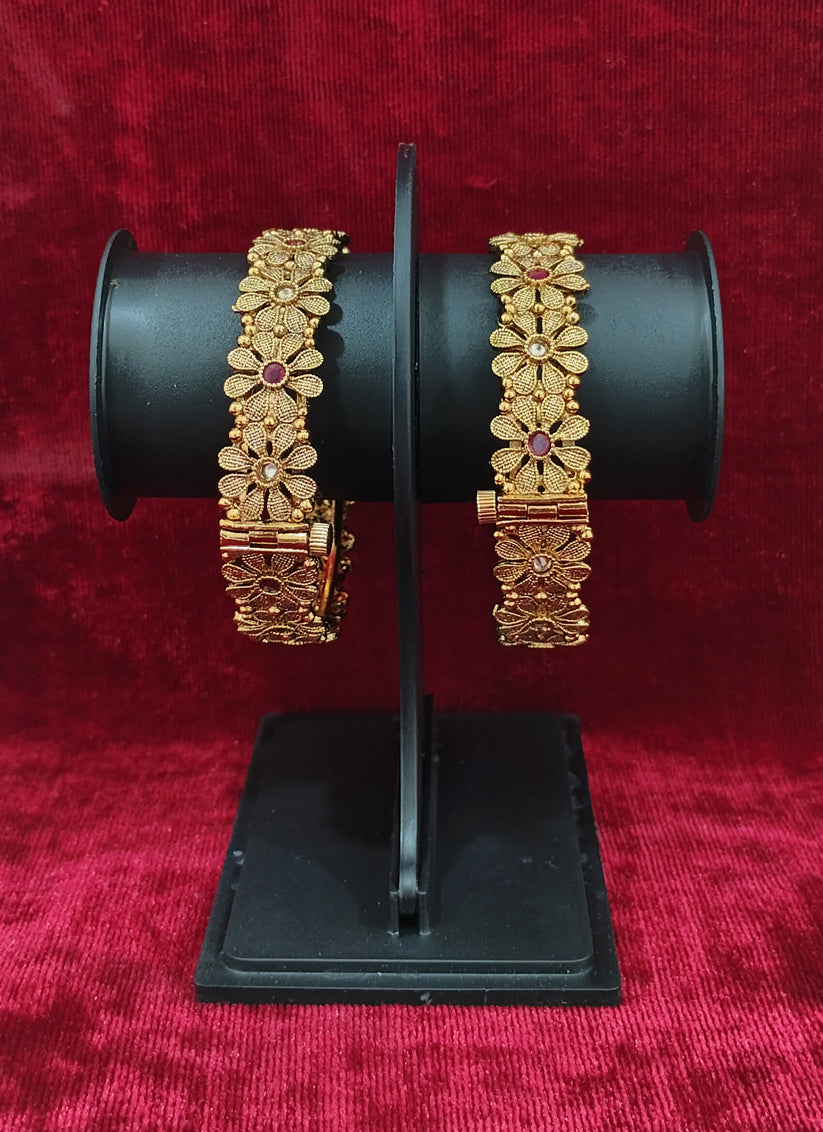 Gold Plated Fancy Bangles Set