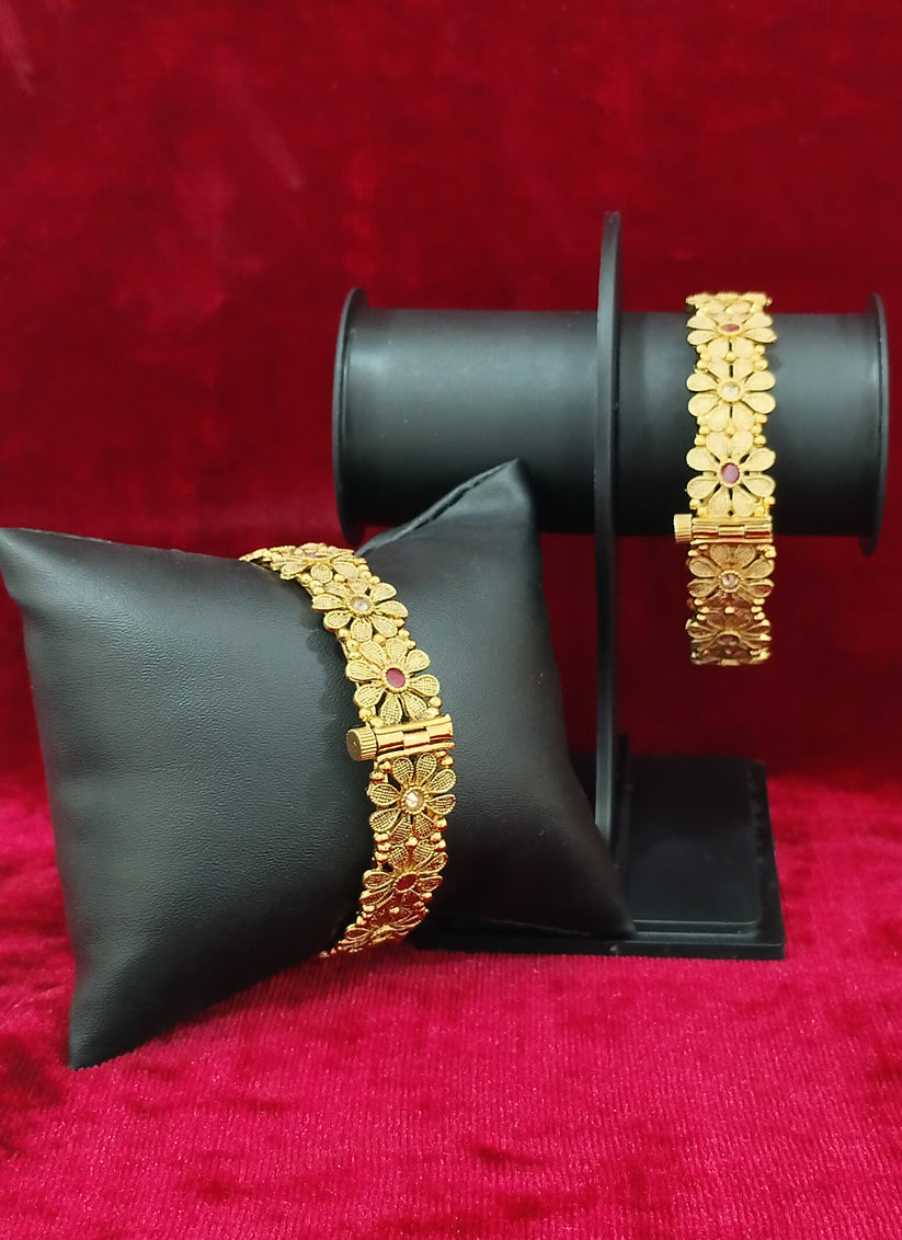 Gold Plated Fancy Bangles Set