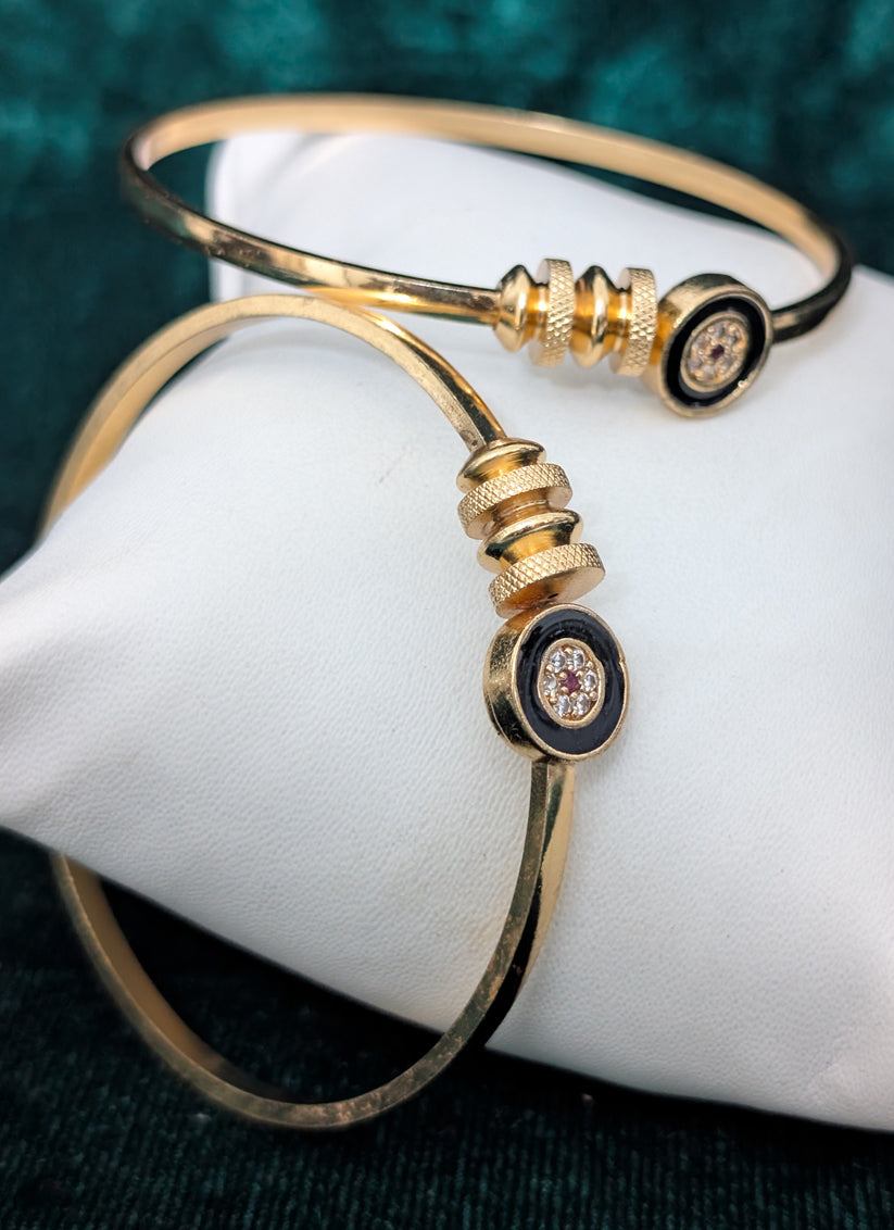 Cubic Zirconia Gold-Plated FreeSize Bangles