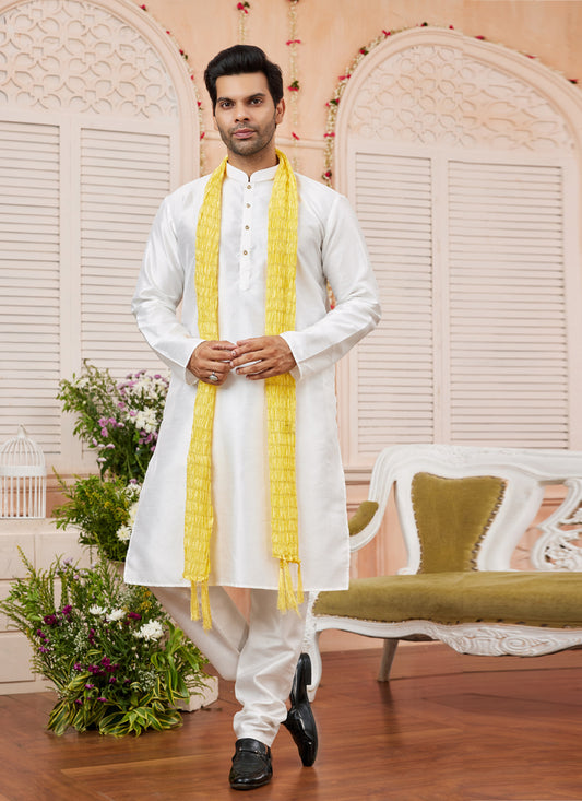 White Art Silk Mens Kurta Pajama Set With Stole