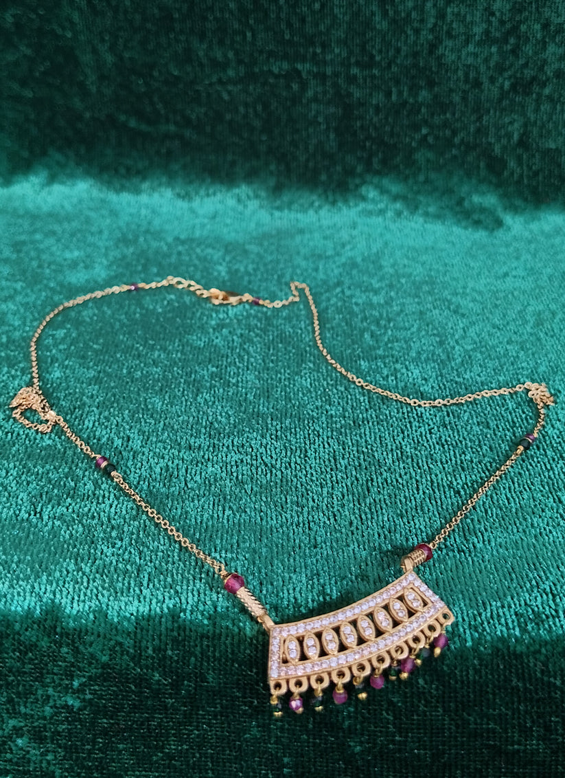 Golden Alloy Pendant Set