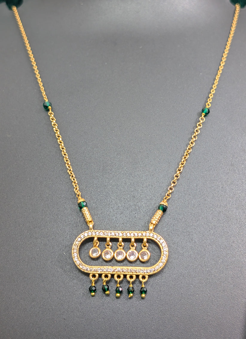 Golden Alloy Pendant Set