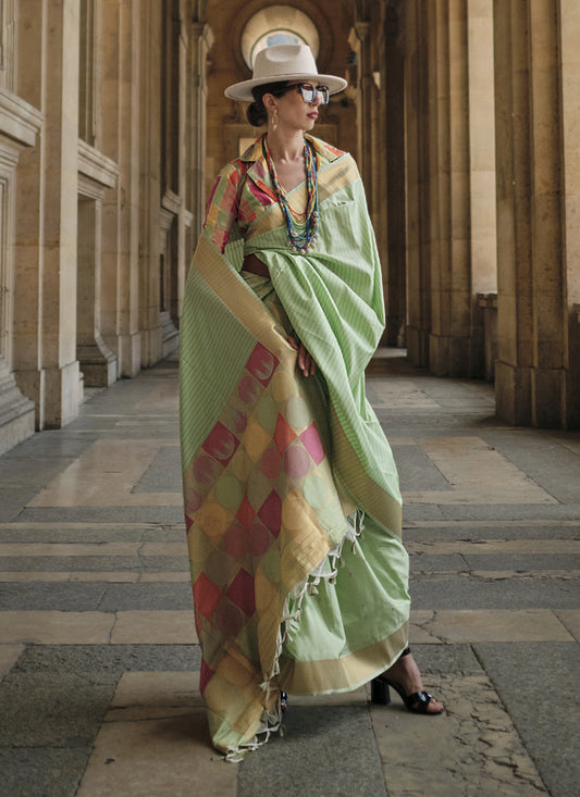 Parrot Green Soft Silk Handloom Woven Saree