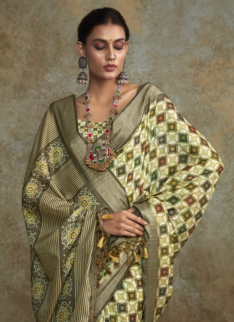 Pastel Green Handloom Silk Printed Saree