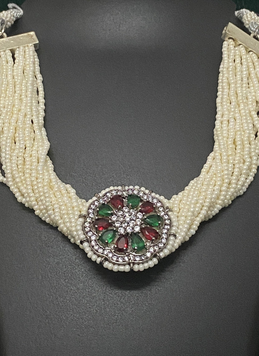 Maroon & Green Kundan Choker Necklace Set