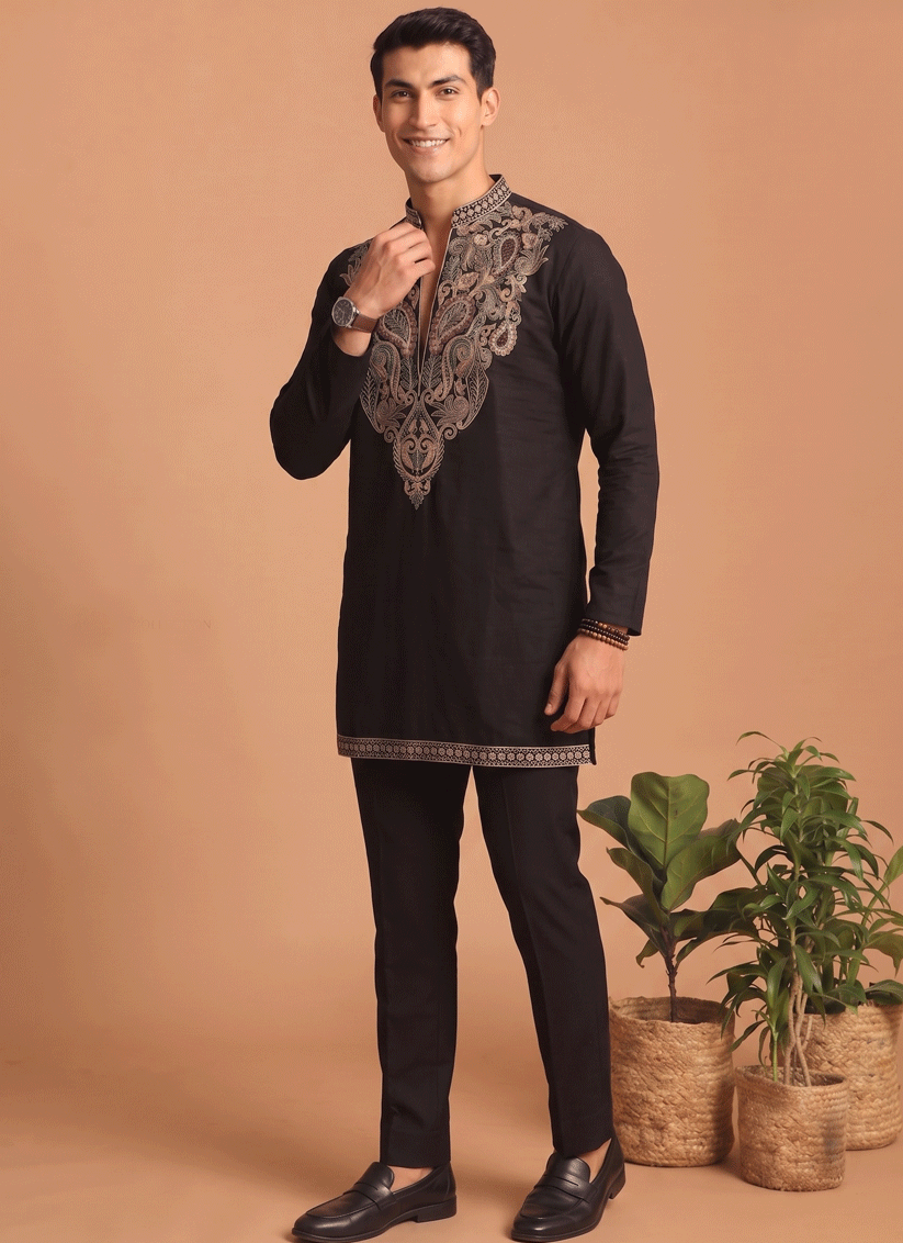 Black Embroidered Men's Kurta Set for Festive Wear
