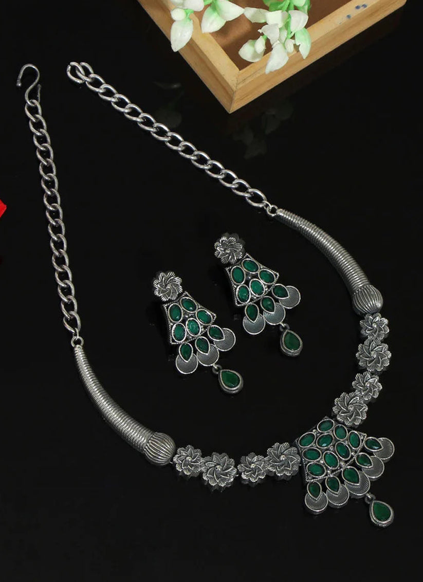 Green Monalisa Stone Premium Oxidised Necklace Set