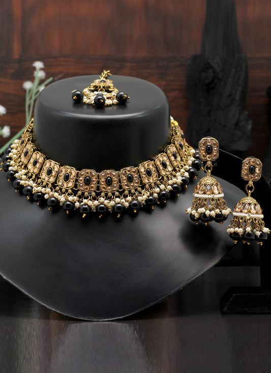 Black Kundan Choker Necklace Set