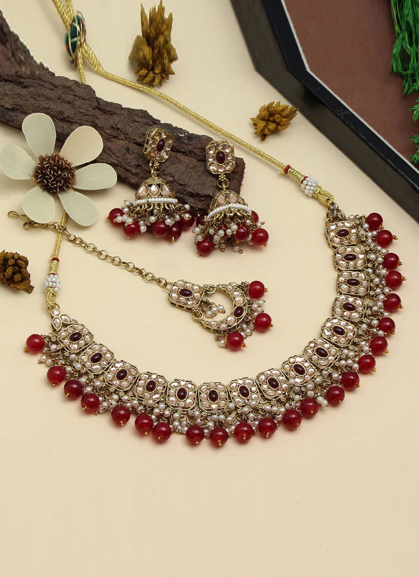 Maroon Kundan Choker Necklace Set