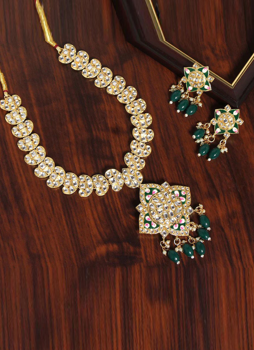 Green Kundan Meenakari Necklace Set