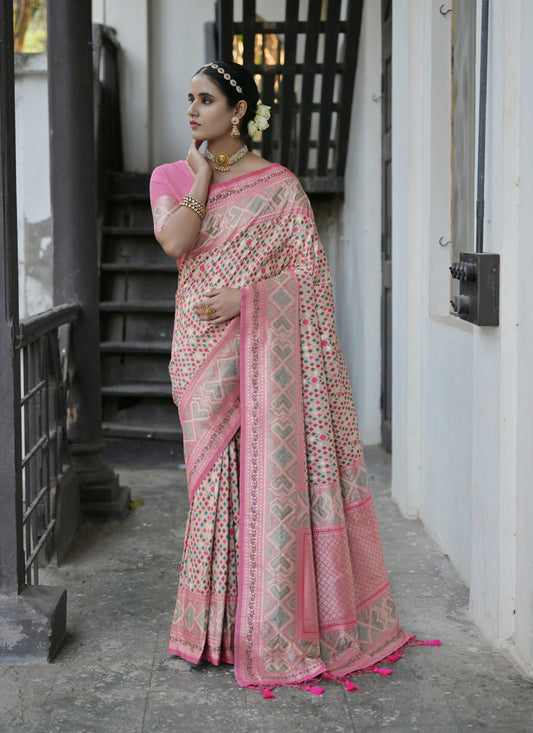 Beige Paithani Silk Woven Saree