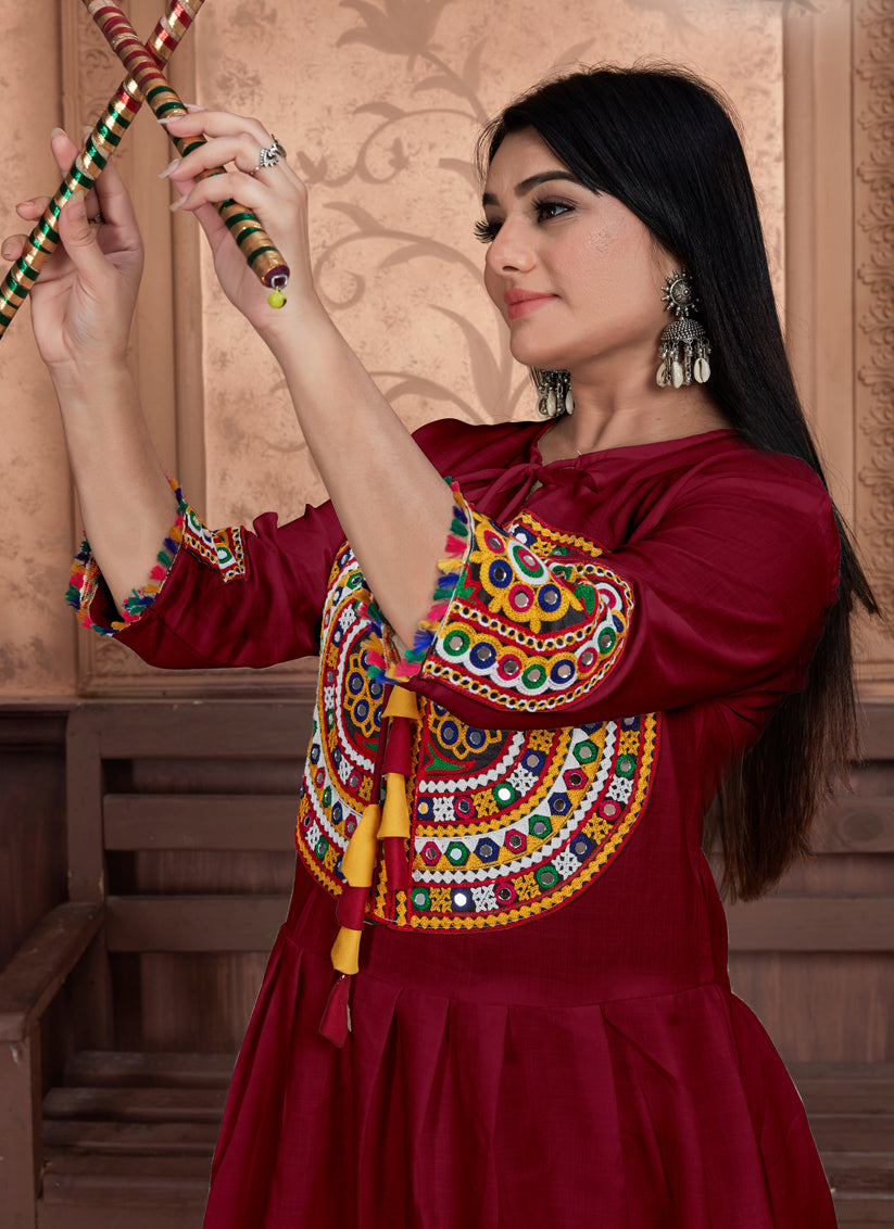 Maroon Cotton Embroidered Gamthi Kurta with Salwar