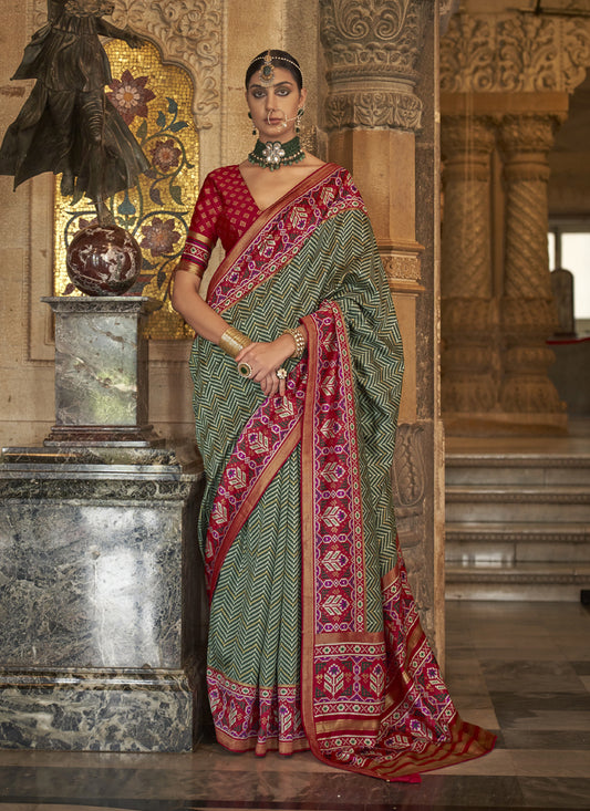 Forest Green Banarasi Weaving Silk Saree for Wedding