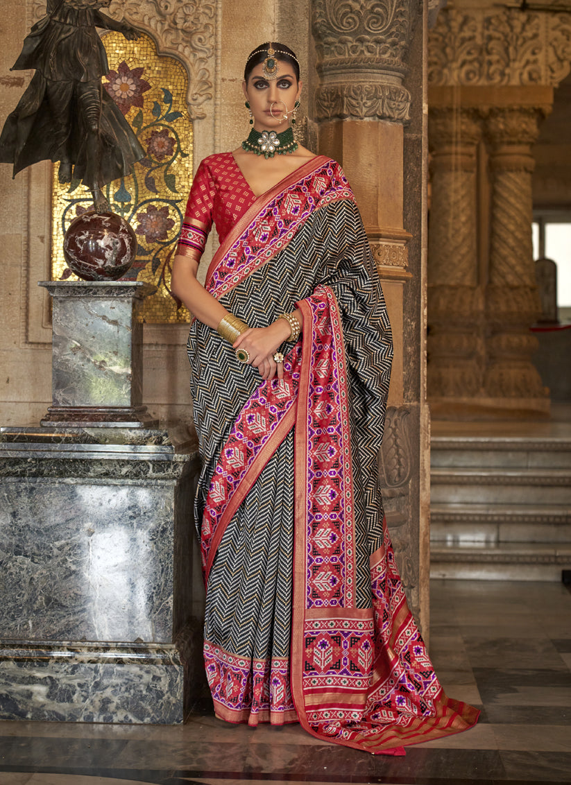 Black Banarasi Weaving Silk Saree for Ceremonial