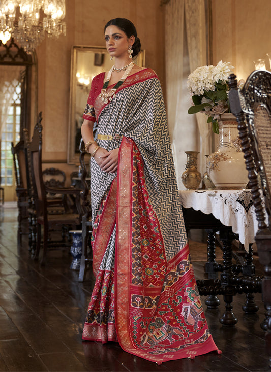 Black and White Rajwadi Patola Silk Woven Saree