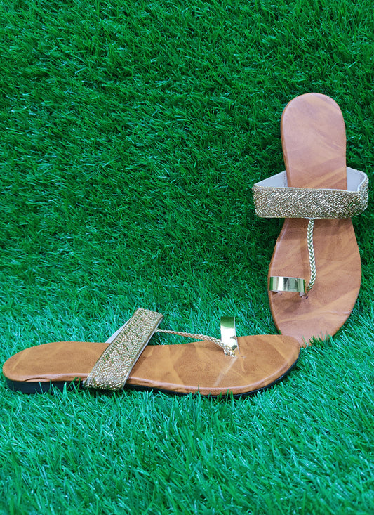 Women Embellished Toe-Ring Flats Sandals