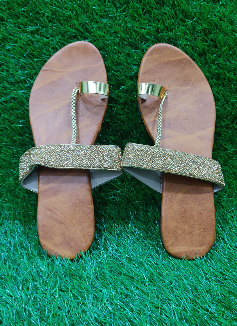 Women Embellished Toe-Ring Flats Sandals