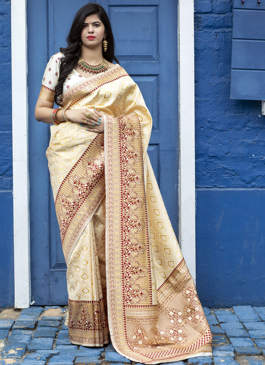 Ivory Banarasi Silk Weaving Saree