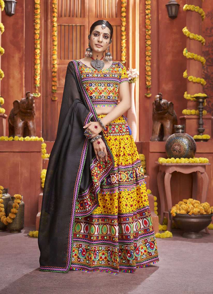 Indian Designer Chaniya Choli - Navratri Garba Chaniya Choli - Lehenga Choli  - 2019 New Style at Rs 1800 | JAGABHA PARK | Ahmedabad | ID: 20556762730